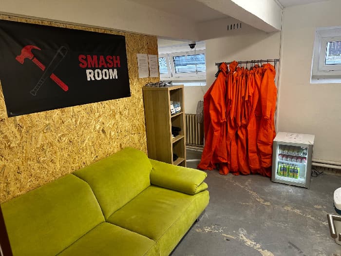 Smash Room Prague 12: plan your first visit